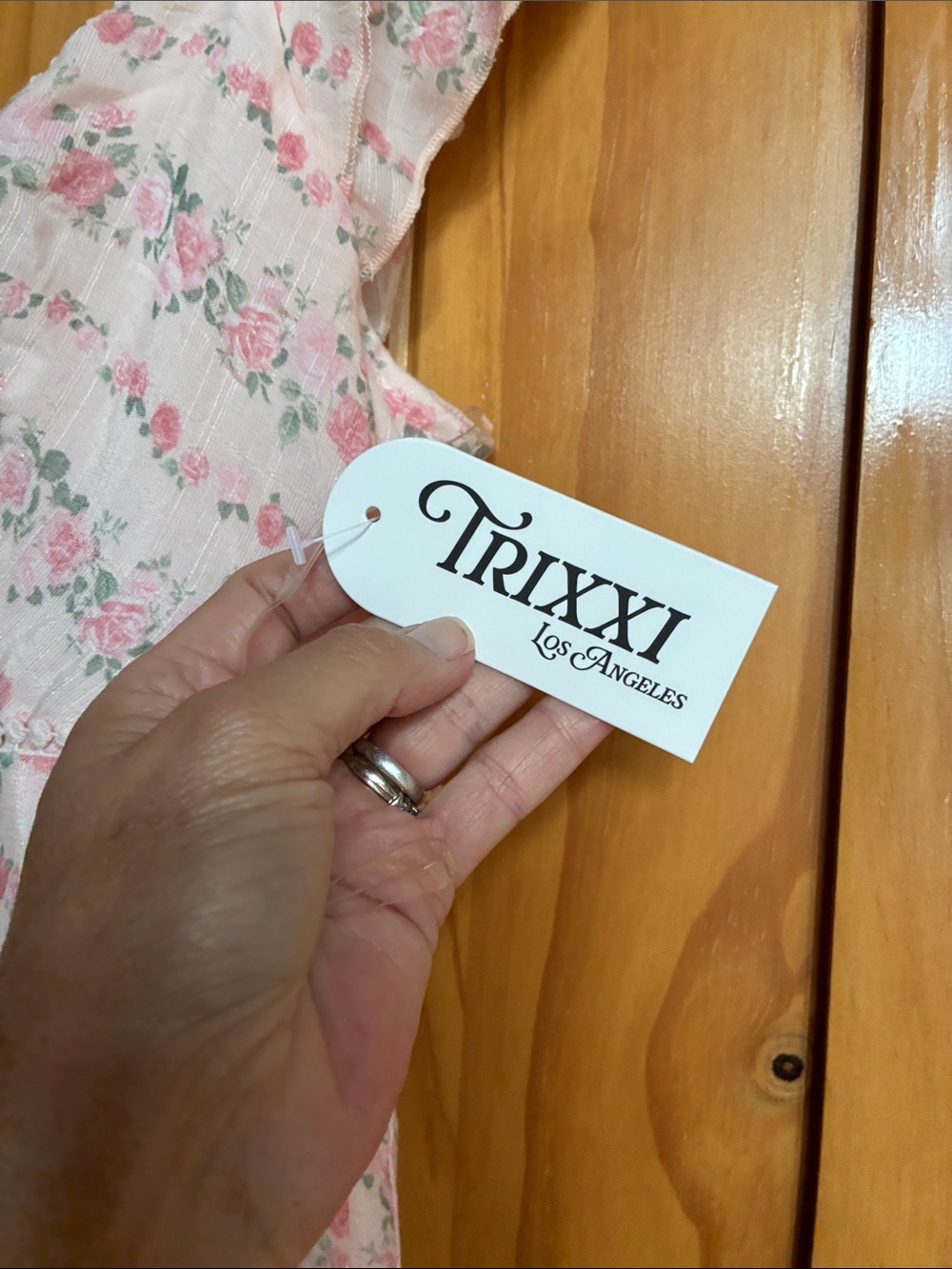Cottage core feminine ditsy floral midi dress - Picture 7 of 14
